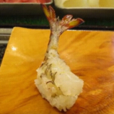 【動画】寿司になっても生きているエビの驚異の生命力